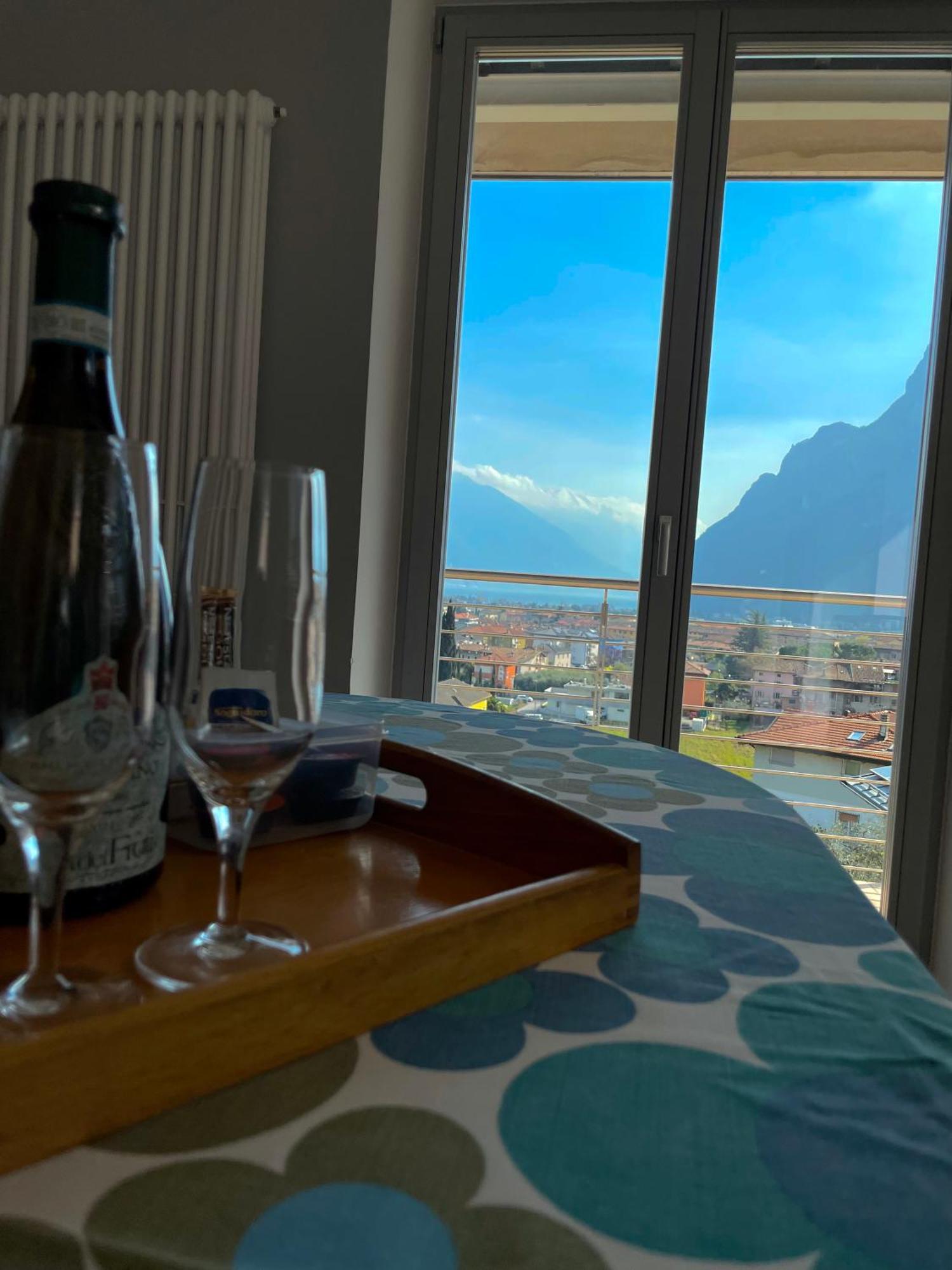 View & Chill Apartment リーヴァ・デル・ガルダ エクステリア 写真